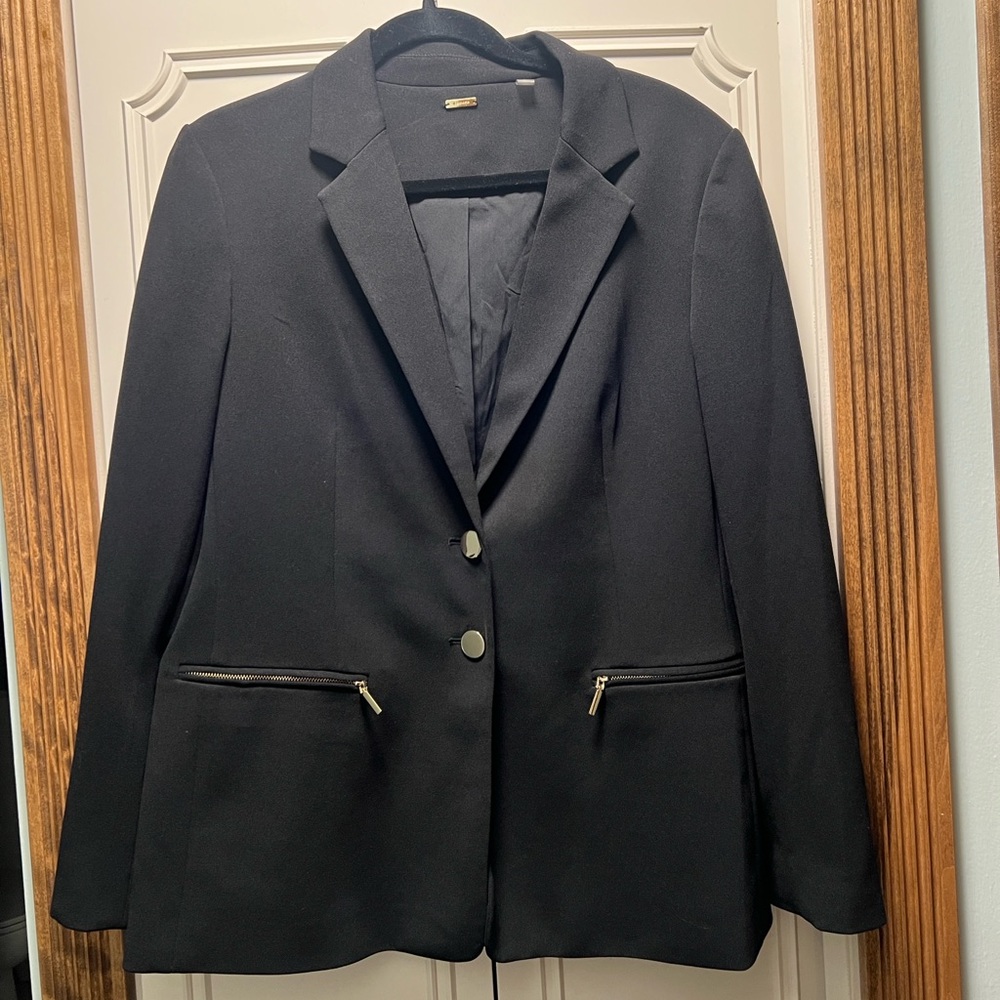 Tahari Black Women's Blazer with Zipper Pockets